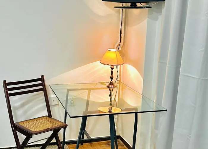 Metro Blue Line Megaro Mousikis αpartment Athens